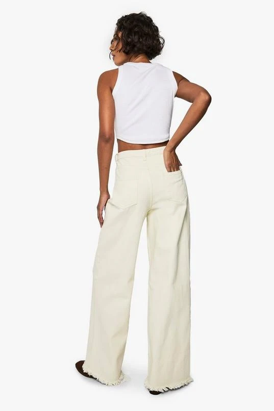 BOOHOO Tall Fray Hem Ecru Wide Leg Jean 2 BOOHOO Tall Fray Hem Ecru Wide Leg Jean - Image 2