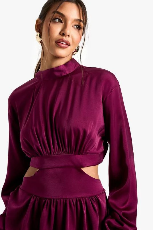BOOHOO Satin High Neck Midaxi Dress 4 BOOHOO Satin High Neck Midaxi Dress - Image 4