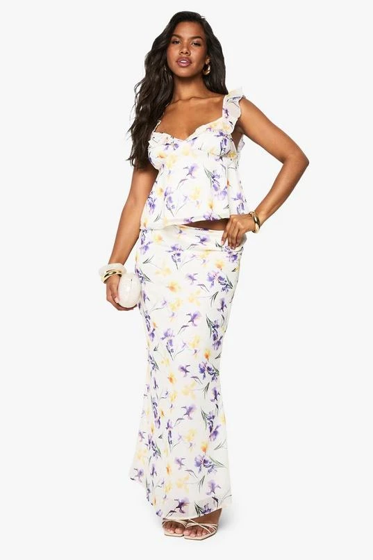 BOOHOO Chiffon Floral Print Maxi Skirt 3 BOOHOO Chiffon Floral Print Maxi Skirt - Image 3