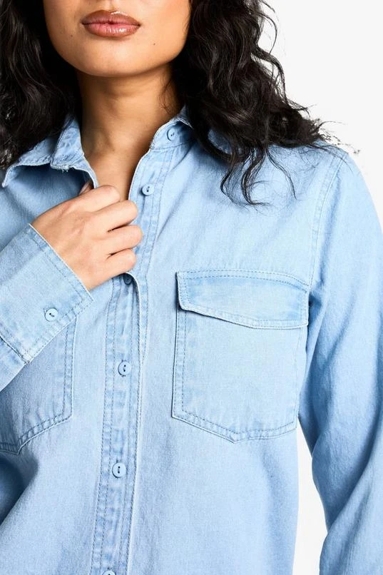 BOOHOO Chambray Denim Long Sleeve Shirt 4 BOOHOO Chambray Denim Long Sleeve Shirt - Image 4