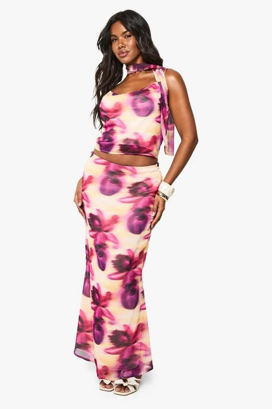 BOOHOO Blurred Floral Print Woven Skirt 1 BOOHOO Blurred Floral Print Woven Skirt