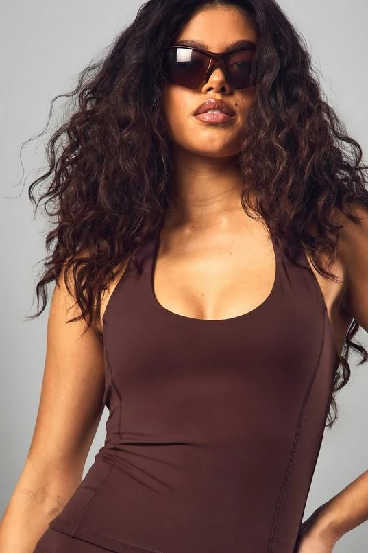 BOOHOO Dsgn Studio Sports Supersoft Seam Detail Padded Halterneck Top 4 BOOHOO Dsgn Studio Sports Supersoft Seam Detail Padded Halterneck Top - Image 4