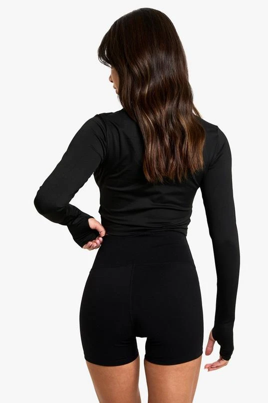 BOOHOO Petite Premium Active High Waisted Cycle Short 2 BOOHOO Petite Premium Active High Waisted Cycle Short - Image 2