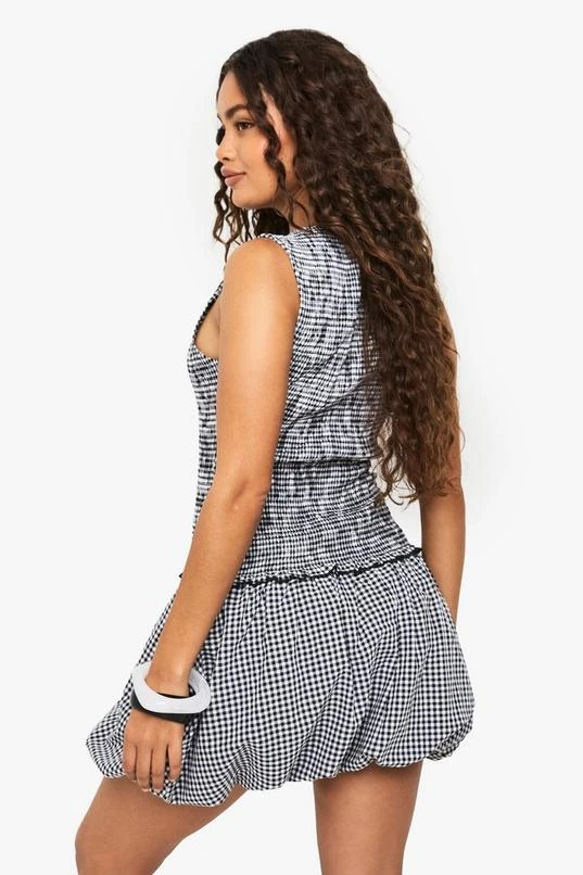 BOOHOO Gingham Shired Detail Puffballl Mini Dress 2 BOOHOO Gingham Shired Detail Puffballl Mini Dress - Image 2