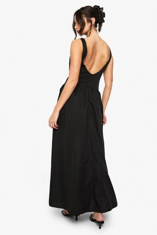 BOOHOO Slash Neck Button Detail Maxi Dress 2 BOOHOO Slash Neck Button Detail Maxi Dress - Image 2