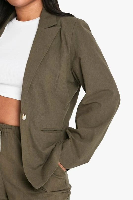 BOOHOO Plus Textured Linen Look Single Breasted Blazer 4 BOOHOO Plus Textured Linen Look Single Breasted Blazer - Image 4