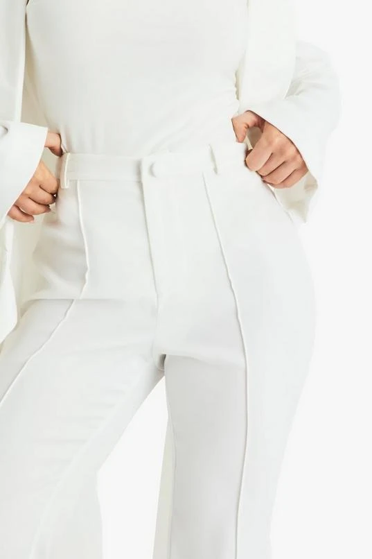 BOOHOO Occasion Tailored Slim Flare Trousers 4 BOOHOO Occasion Tailored Slim Flare Trousers - Image 4