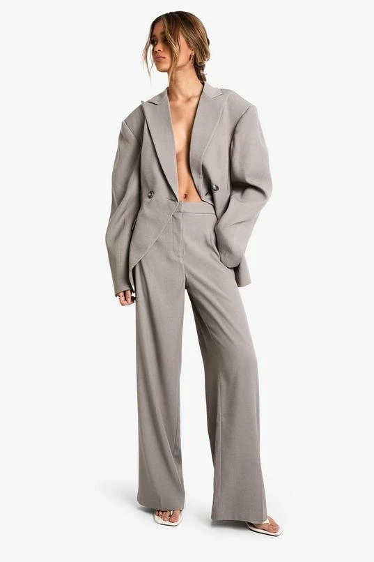 BOOHOO Woven Tailored Slim Straight Leg Trousers 1 BOOHOO Woven Tailored Slim Straight Leg Trousers