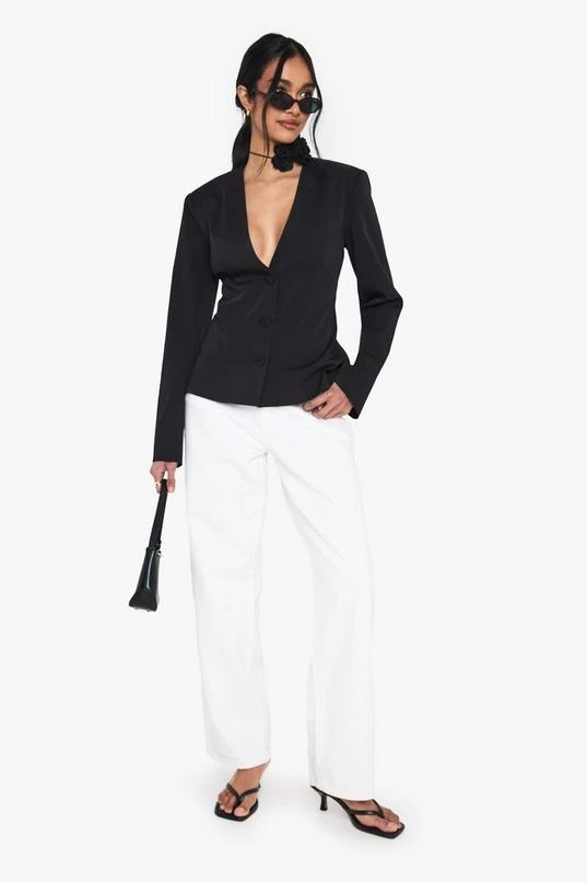 BOOHOO Collarless Plunge Tailored Blazer 3 BOOHOO Collarless Plunge Tailored Blazer - Image 3