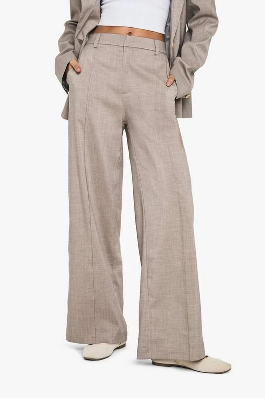 BOOHOO Seam Detail Wide Leg Tailored Trouser 4 BOOHOO Seam Detail Wide Leg Tailored Trouser - Image 4