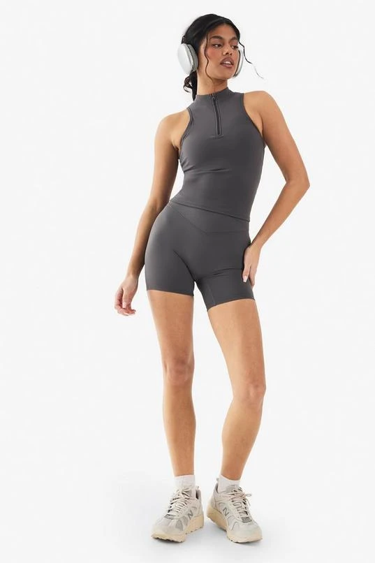 BOOHOO DSGN Studio Super Soft Peached Sculpt Wrap Waist Cycling Short 3 BOOHOO DSGN Studio Super Soft Peached Sculpt Wrap Waist Cycling Short - Image 3