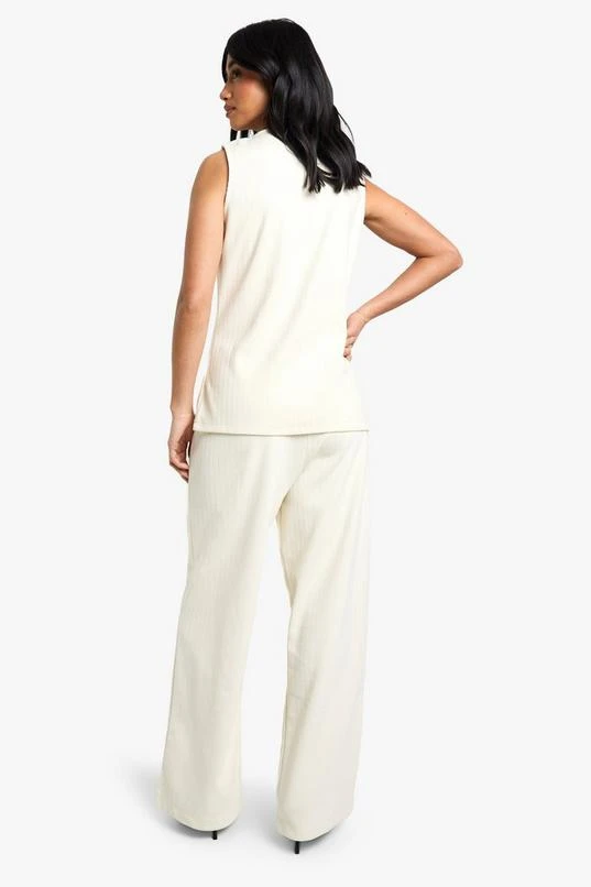 BOOHOO Petite Cord Wide Leg Trouser 2 BOOHOO Petite Cord Wide Leg Trouser - Image 2