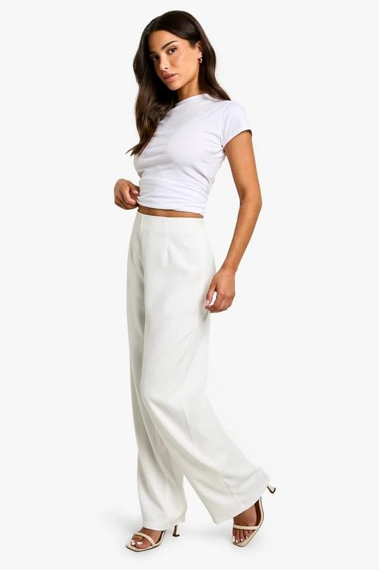 BOOHOO Petite Straight Leg Trouser 3 BOOHOO Petite Straight Leg Trouser - Image 3