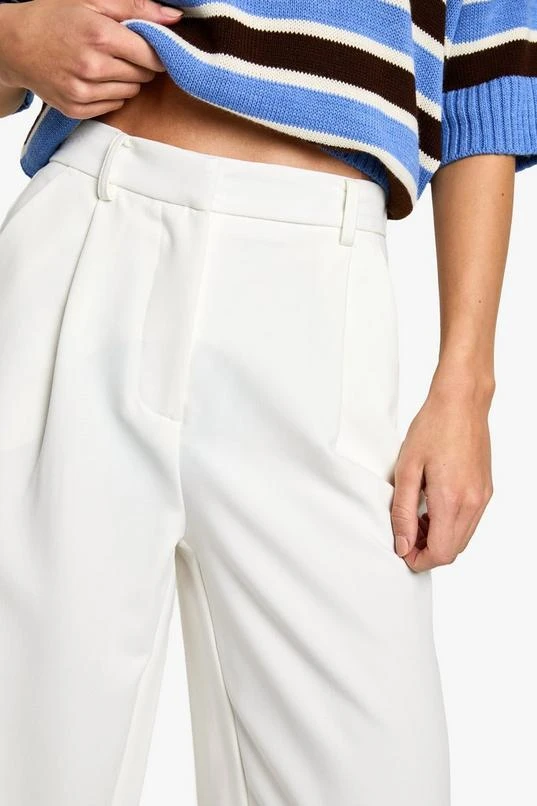 BOOHOO Tall Essential Wide Leg Trouser 4 BOOHOO Tall Essential Wide Leg Trouser - Image 4