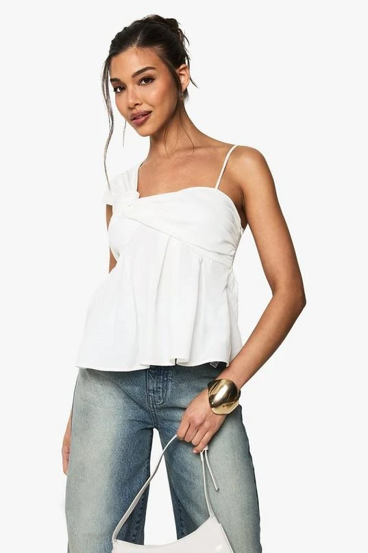 BOOHOO Woven Knot Strap Detail Cami Top 3 BOOHOO Woven Knot Strap Detail Cami Top - Image 3