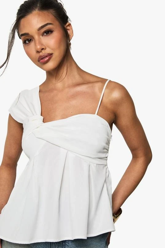BOOHOO Woven Knot Strap Detail Cami Top 4 BOOHOO Woven Knot Strap Detail Cami Top - Image 4