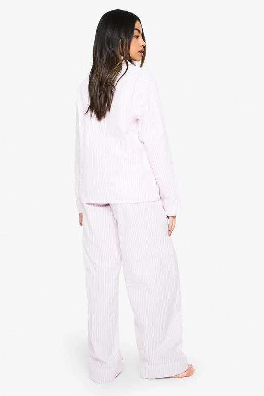 BOOHOO Seersucker Stripe Long Sleeve Shirt & Trousers Pyjama Set 2 BOOHOO Seersucker Stripe Long Sleeve Shirt & Trousers Pyjama Set - Image 2