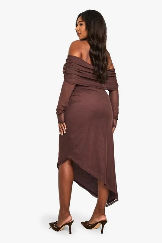 BOOHOO PLUS BARDOT LONG SLEEVE ASYMMETRIC HEM MAXI DRESS 2 BOOHOO PLUS BARDOT LONG SLEEVE ASYMMETRIC HEM MAXI DRESS - Image 2
