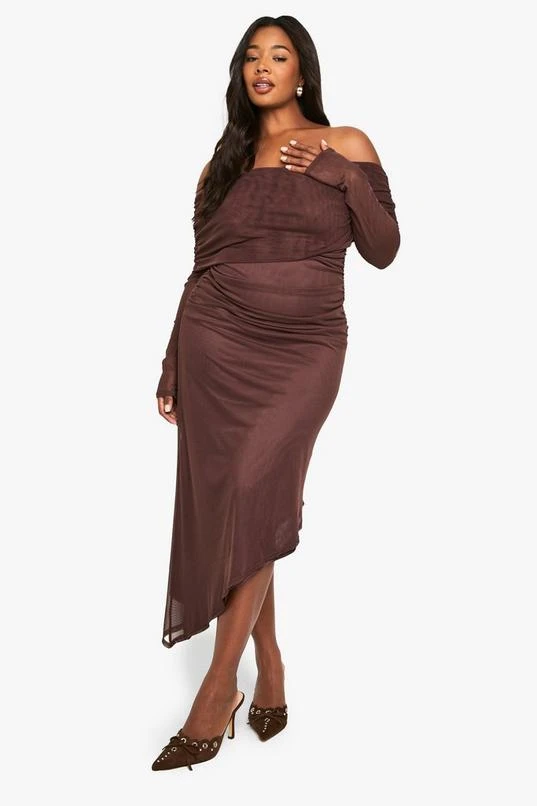 BOOHOO PLUS BARDOT LONG SLEEVE ASYMMETRIC HEM MAXI DRESS 3 BOOHOO PLUS BARDOT LONG SLEEVE ASYMMETRIC HEM MAXI DRESS - Image 3