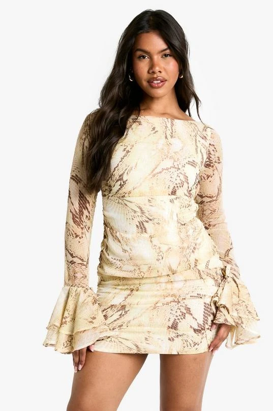 BOOHOO Snake Chiffon Ruffle Mini Dress 3 BOOHOO Snake Chiffon Ruffle Mini Dress - Image 3