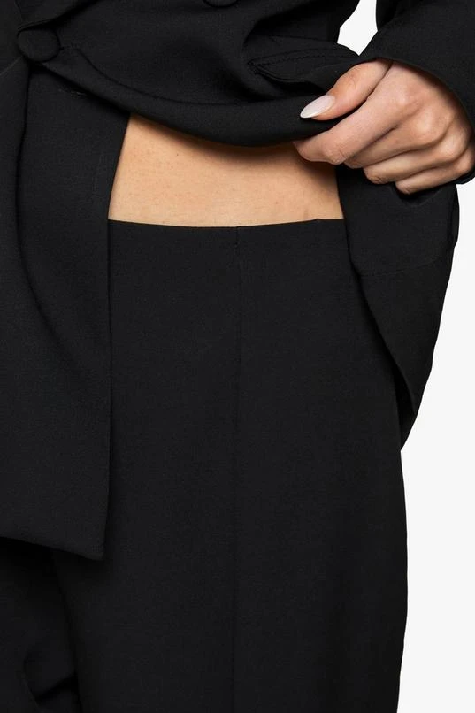 BOOHOO Split Front Slim Fit Tailored Trousers 4 BOOHOO Split Front Slim Fit Tailored Trousers - Image 4