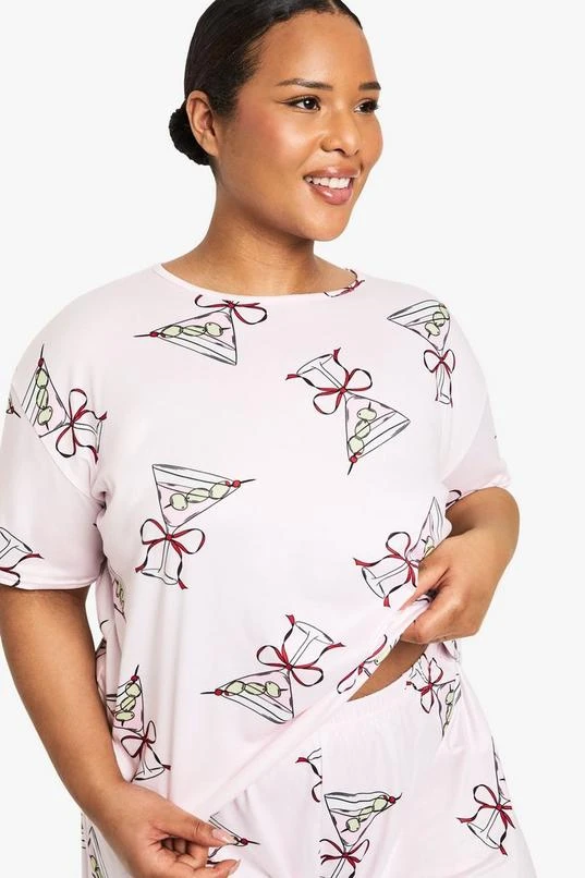 BOOHOO PLUS COCKTAIL AND SHORT SET 4 BOOHOO PLUS COCKTAIL AND SHORT SET - Image 4