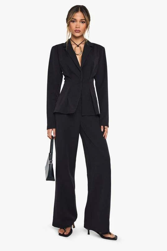 BOOHOO Tailored Straight Leg High Waisted Trouser 1 BOOHOO Tailored Straight Leg High Waisted Trouser