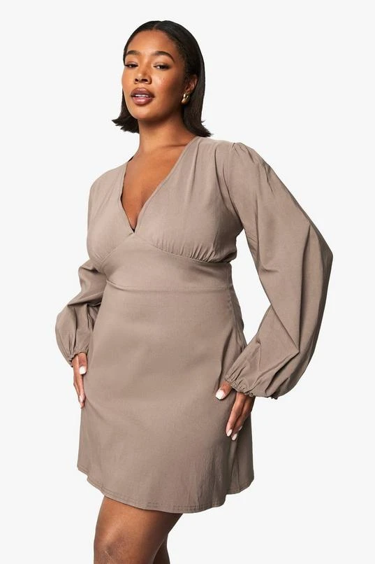 BOOHOO Plus Ruched Blouson Sleeve Shift Dress 1 BOOHOO Plus Ruched Blouson Sleeve Shift Dress
