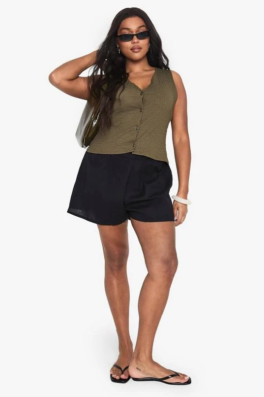 BOOHOO Plus Crinkle Waistcoat 3 BOOHOO Plus Crinkle Waistcoat - Image 3