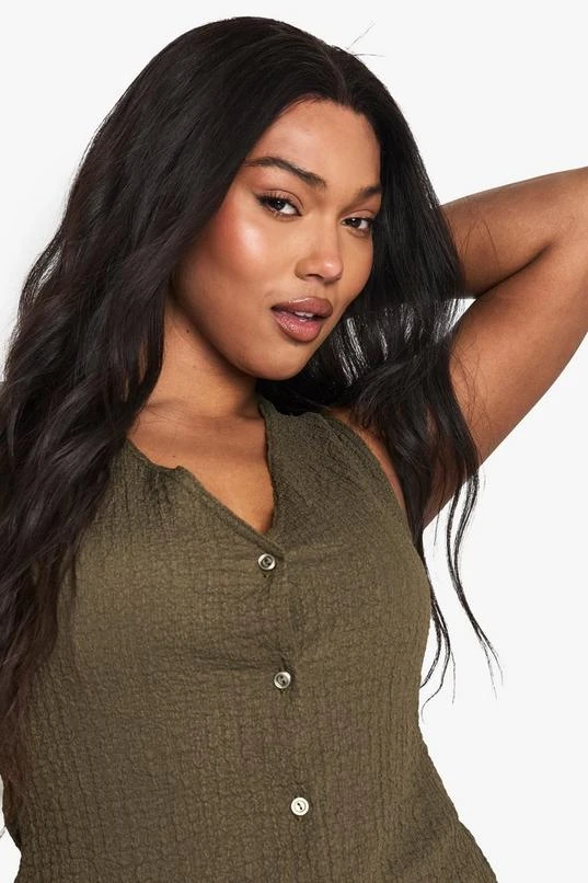 BOOHOO Plus Crinkle Waistcoat 4 BOOHOO Plus Crinkle Waistcoat - Image 4