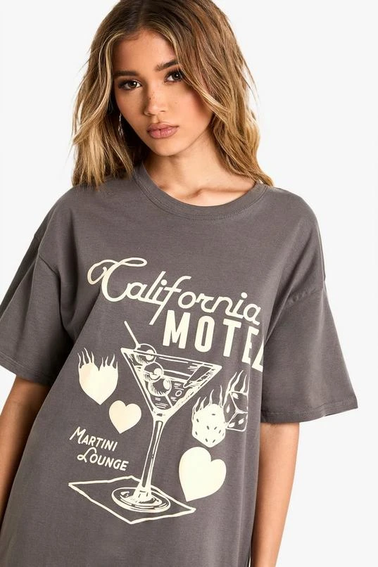 BOOHOO Cali Motel Oversized T-shirt 1 BOOHOO Cali Motel Oversized T-shirt