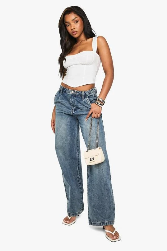 BOOHOO Bengaline Cup Detail Corset Top 3 BOOHOO Bengaline Cup Detail Corset Top - Image 3