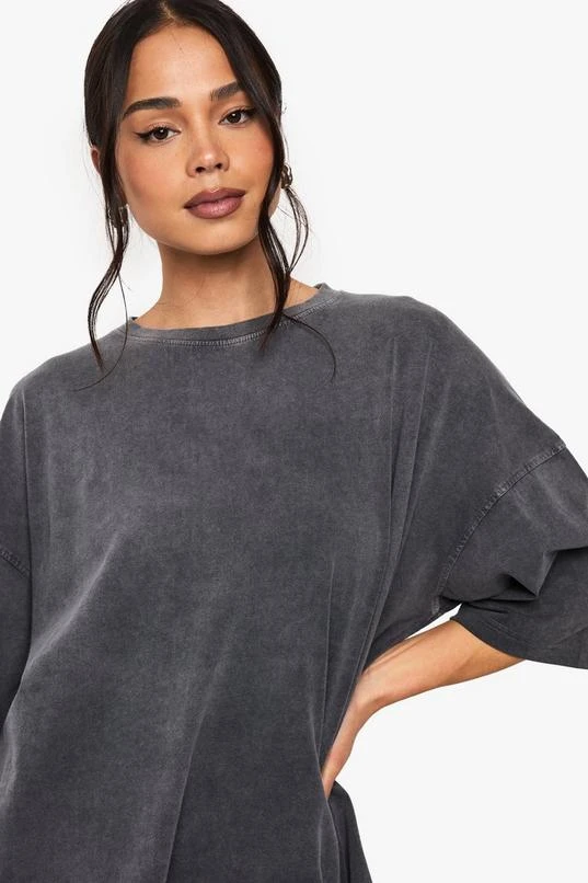 BOOHOO ACID WASH OVERSIZED TSHRIT 4 BOOHOO ACID WASH OVERSIZED TSHRIT - Image 4