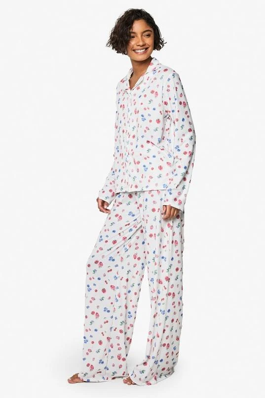 BOOHOO Tall Fruit Print Shirt & Trouser Pyjama Set 3 BOOHOO Tall Fruit Print Shirt & Trouser Pyjama Set - Image 3