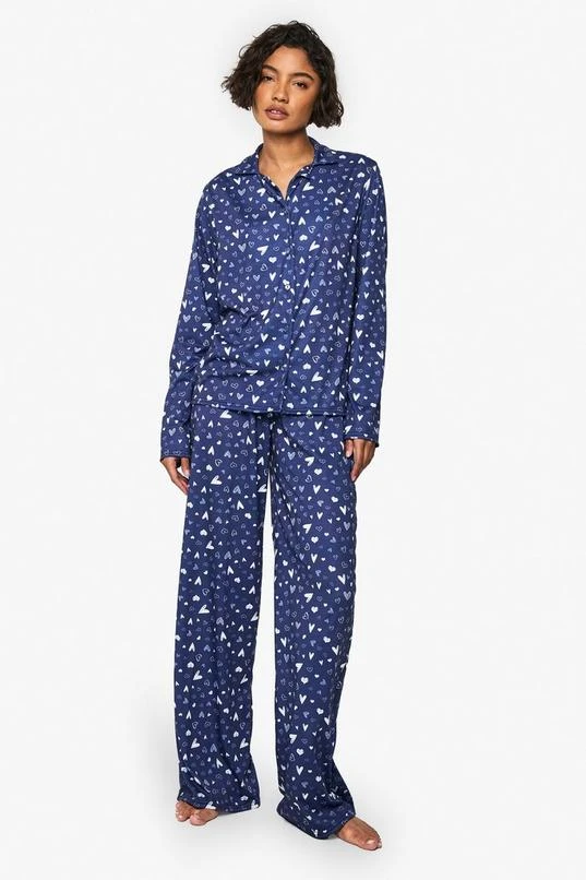 BOOHOO Tall Navy Heart Shirt & Trouser Pyjama Set 1 BOOHOO Tall Navy Heart Shirt & Trouser Pyjama Set