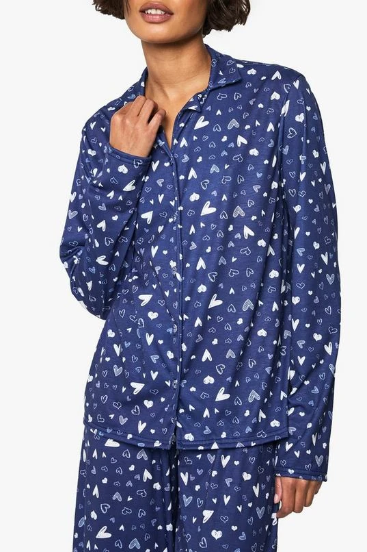 BOOHOO Tall Navy Heart Shirt & Trouser Pyjama Set 4 BOOHOO Tall Navy Heart Shirt & Trouser Pyjama Set - Image 4