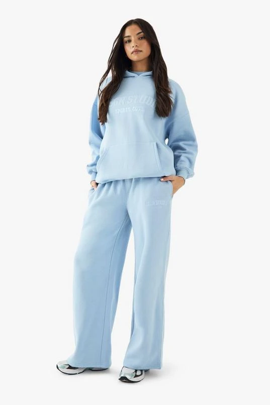 BOOHOO Dsgn Studio Sports Club Applique Straight Leg Jogger 3 BOOHOO Dsgn Studio Sports Club Applique Straight Leg Jogger - Image 3