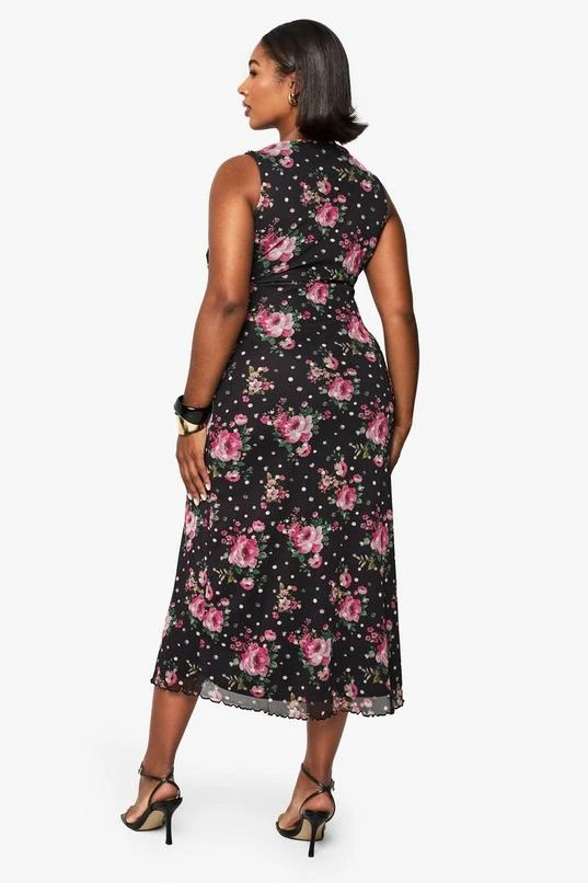 BOOHOO Plus Floral Mesh Fit And Flare Midaxi Dress 2 BOOHOO Plus Floral Mesh Fit And Flare Midaxi Dress - Image 2