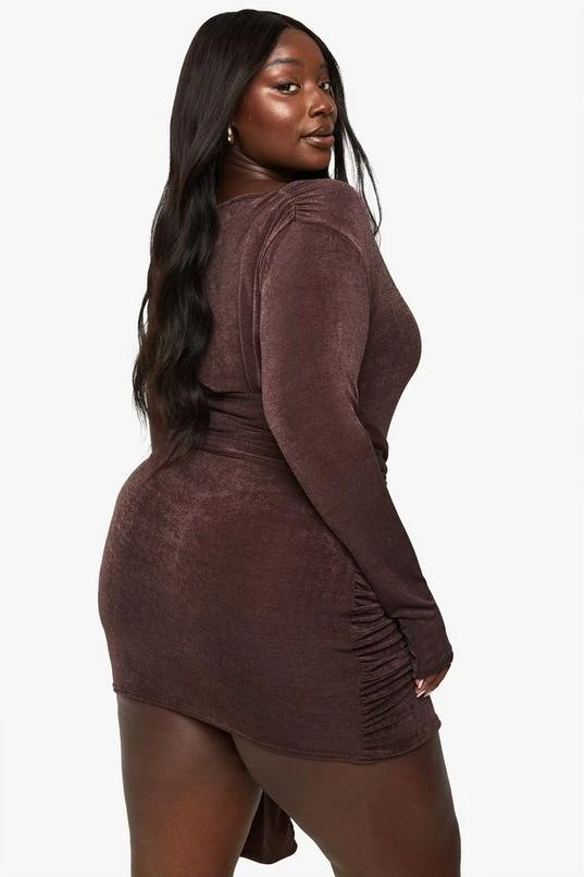 BOOHOO PLUS TEXTURED SLINKY TIE FRONT MINI DRESS 2 BOOHOO PLUS TEXTURED SLINKY TIE FRONT MINI DRESS - Image 2