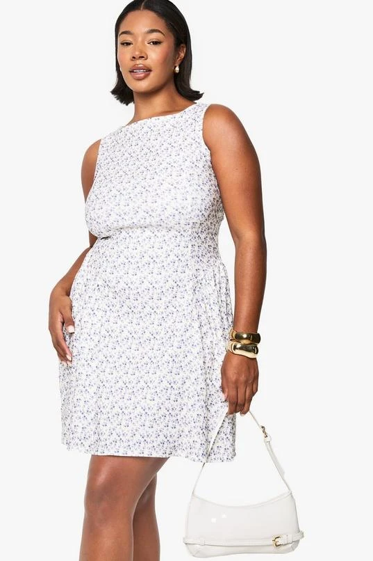 BOOHOO PLUS DITSY BENGALINE SKATER DRESS 1 BOOHOO PLUS DITSY BENGALINE SKATER DRESS