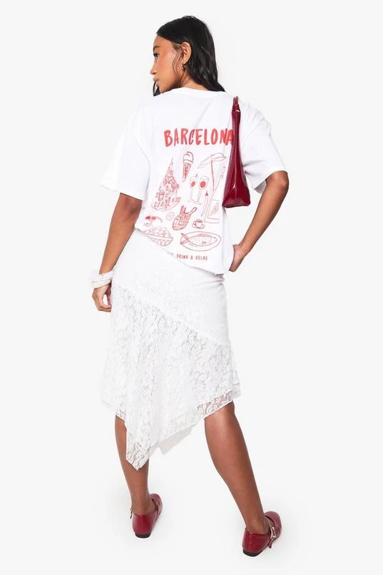 BOOHOO Barcelona Collage Oversized T-shirt 3 BOOHOO Barcelona Collage Oversized T-shirt - Image 3