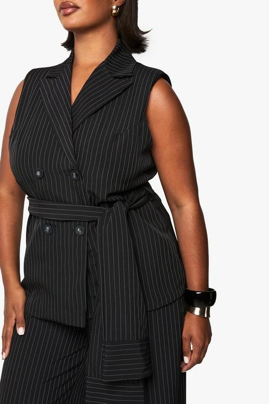 BOOHOO PLUS TIE FRONT PINSTRIPE WAISTCOAT 4 BOOHOO PLUS TIE FRONT PINSTRIPE WAISTCOAT - Image 4