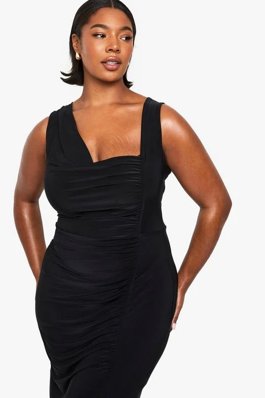 BOOHOO Plus Rouched Asymetric Maxi Dress 4 BOOHOO Plus Rouched Asymetric Maxi Dress - Image 4