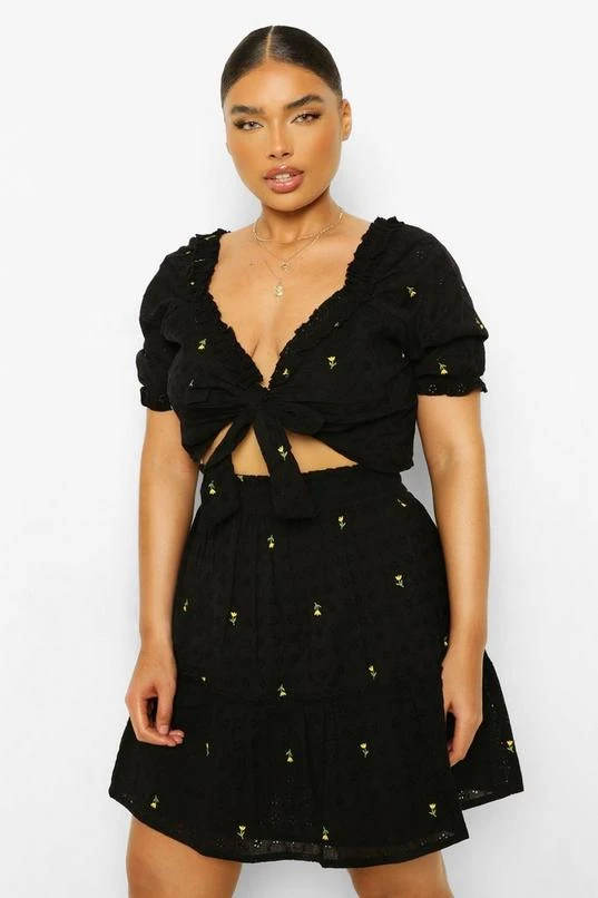 BOOHOO Plus Eyelet Tie Front Two-Piece 1 BOOHOO Plus Eyelet Tie Front Two-Piece