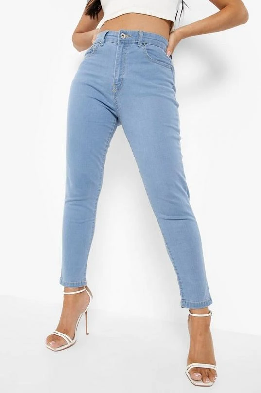 BOOHOO Petite 26' Leg High Waist Skinny Jean 4 BOOHOO Petite 26' Leg High Waist Skinny Jean - Image 4