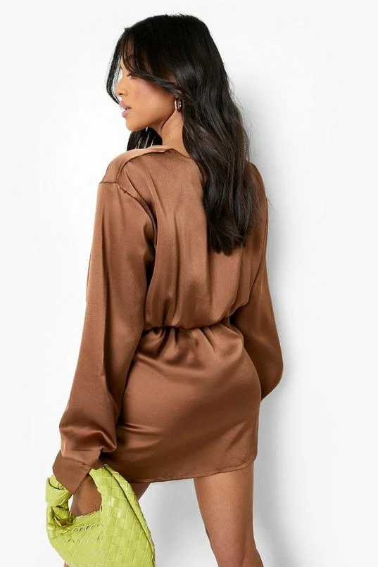 BOOHOO Petite Satin Tie Wrap Mini Dress 2 BOOHOO Petite Satin Tie Wrap Mini Dress - Image 2