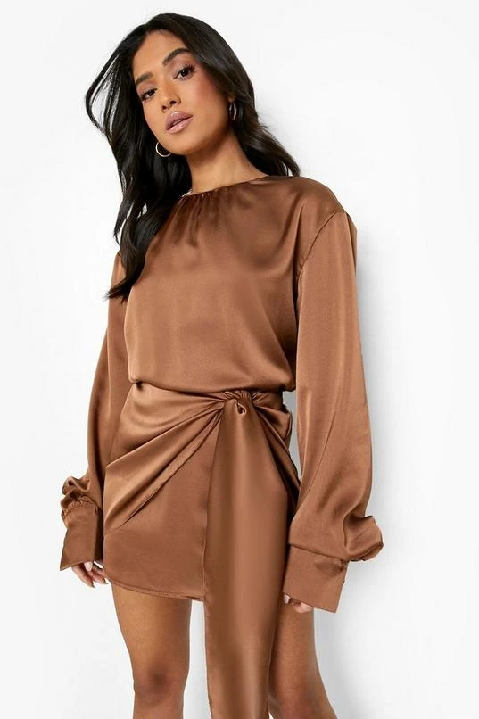 BOOHOO Petite Satin Tie Wrap Mini Dress 4 BOOHOO Petite Satin Tie Wrap Mini Dress - Image 4