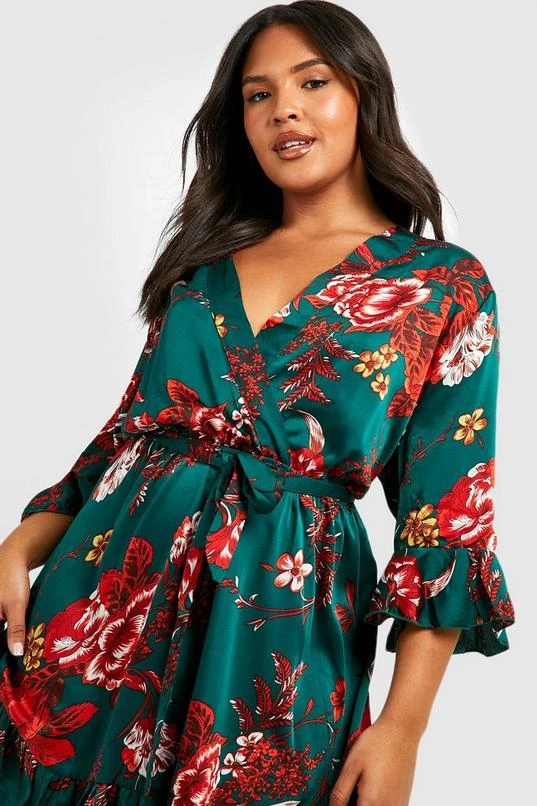 BOOHOO Plus Floral Wrap Belted Dress 4 BOOHOO Plus Floral Wrap Belted Dress - Image 4