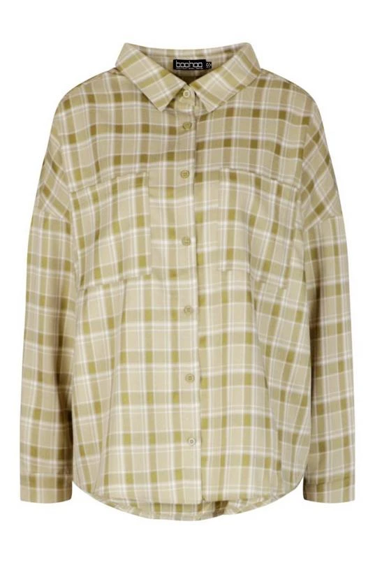 BOOHOO Petite Oversized Flannel Shirt 3 BOOHOO Petite Oversized Flannel Shirt - Image 3
