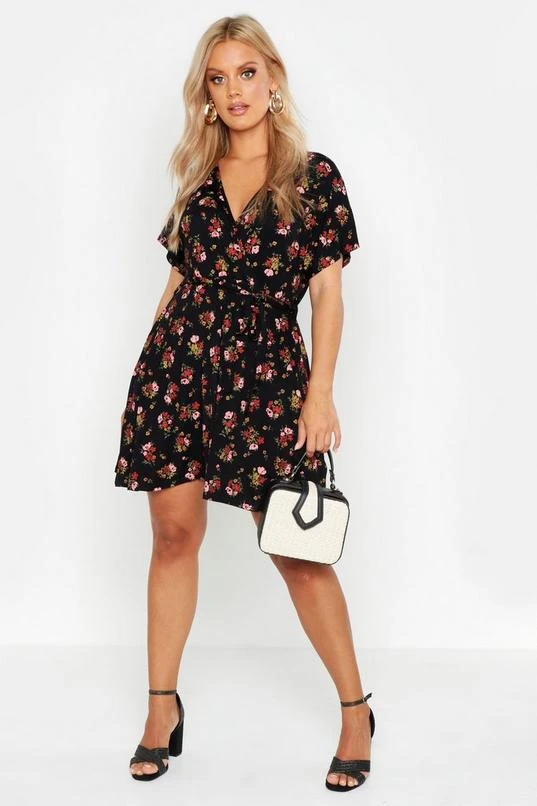 BOOHOO Plus Floral Tie Waist Wrap Tea Dress 4 BOOHOO Plus Floral Tie Waist Wrap Tea Dress - Image 4